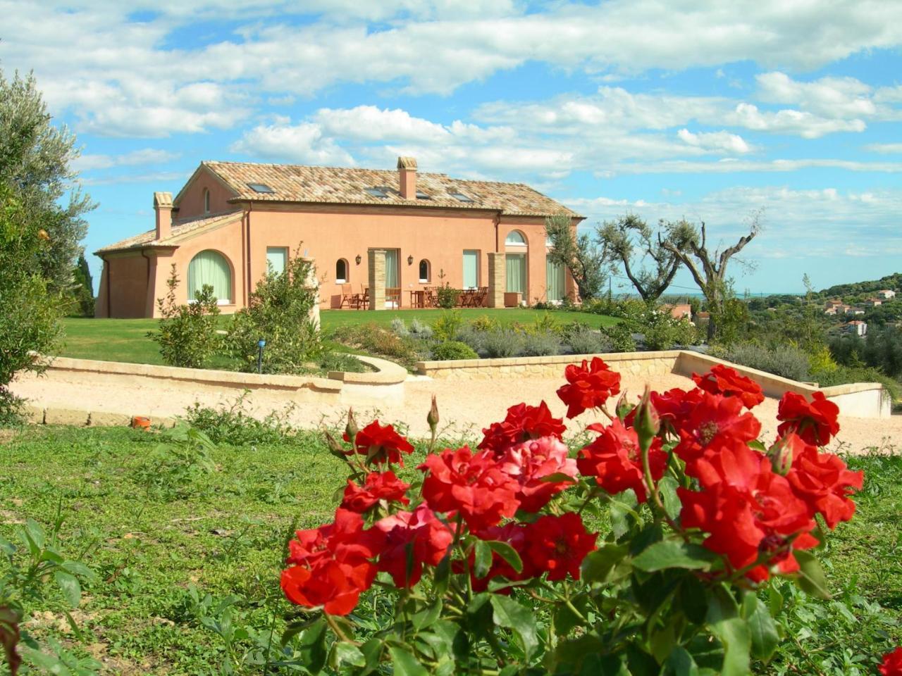 Nontiscordardime B&B Villa Agriturismo Civitanova Marche Buitenkant foto